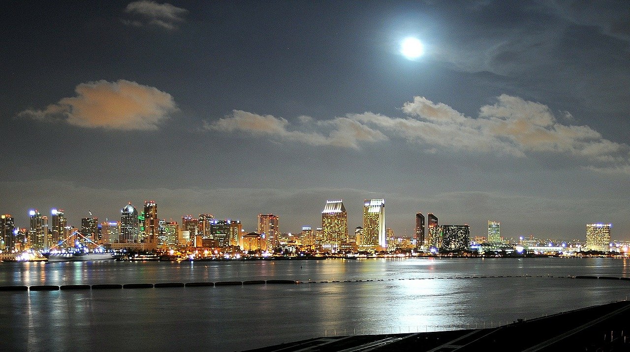 San Diego city skyline at night - photo taken by David Mark from Pixabay
